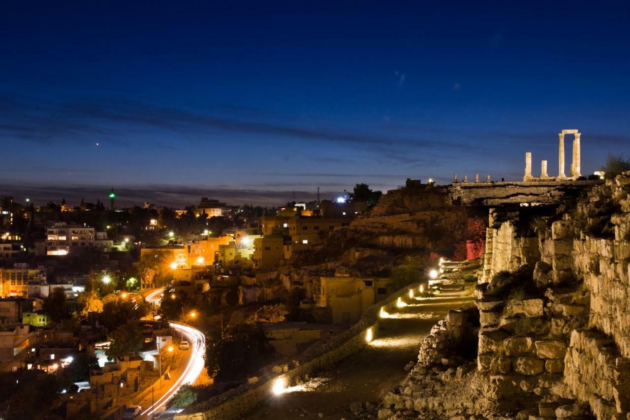 Meneur 3* Amman